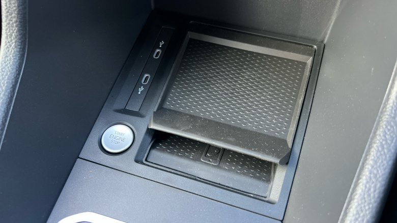 Ford Transit Connect 230 L2 Diesel 2.0 EcoBlue 102ps Limited Van